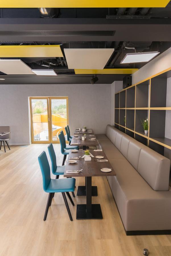 Mk Hotel Tirana Rinas Exteriér fotografie Restaurant interior